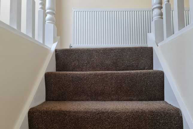 102a, Alum Rock Road, birmingham photo 3