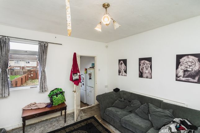 1, Princes Crescent, Doncaster photo 3