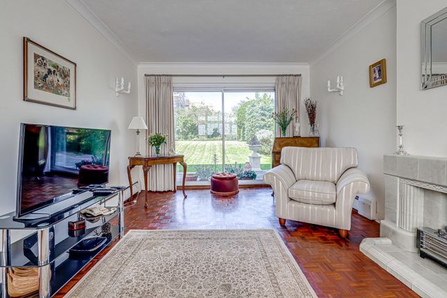 7a, Kings Road, Westcliff-on-sea photo 2