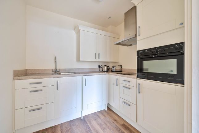 43 Garnier Drive, Bishopstoke Park, Eastleigh photo 3