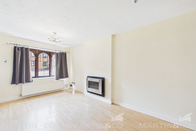 31, Kennington Grove, Doncaster photo 2