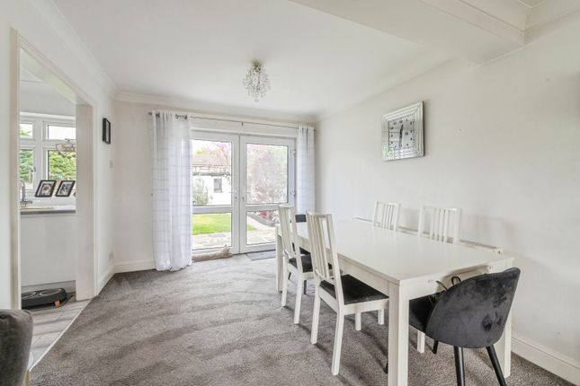 105, Parsonage Road, Rainham photo 4