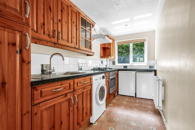93, Willowmead, Hertford photo 2
