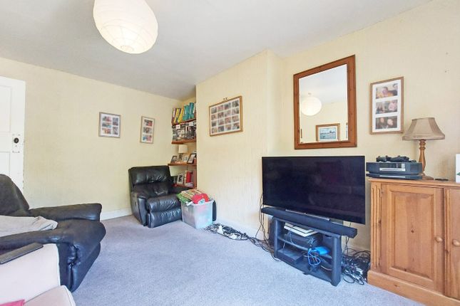 298 Torbay Road, Harrow, Middlesex photo 4