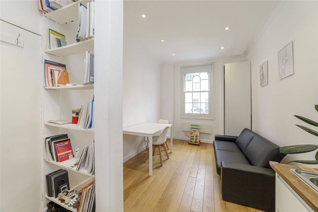 Thumbnail Flat to rent in St. Peter's Street, Angel