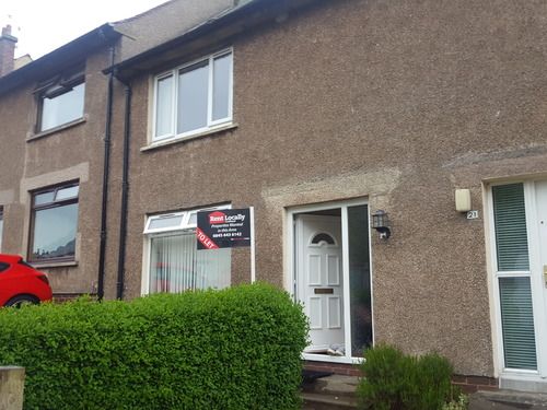 Terraced house to rent in Waverley Terrace, Stenhousemuir, Larbert