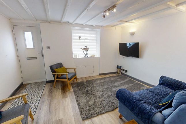9 Clements Lane, Portland photo 3