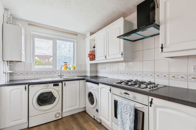 6, Furlong Road, Coventry photo 3