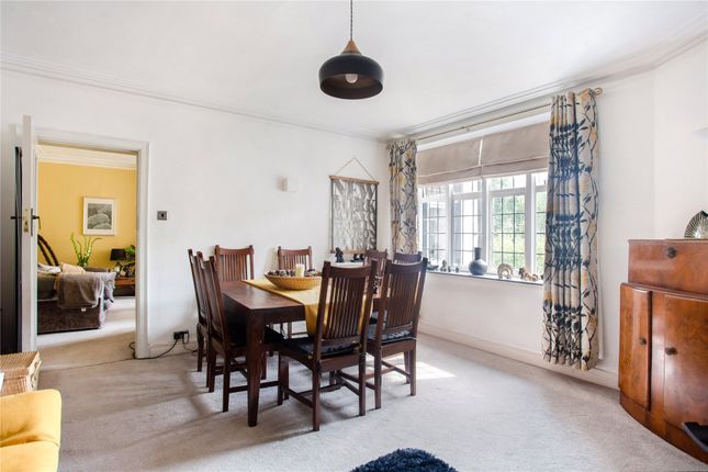 Flat 6 Wildcroft Manor,, Wildcroft Road, London photo 3