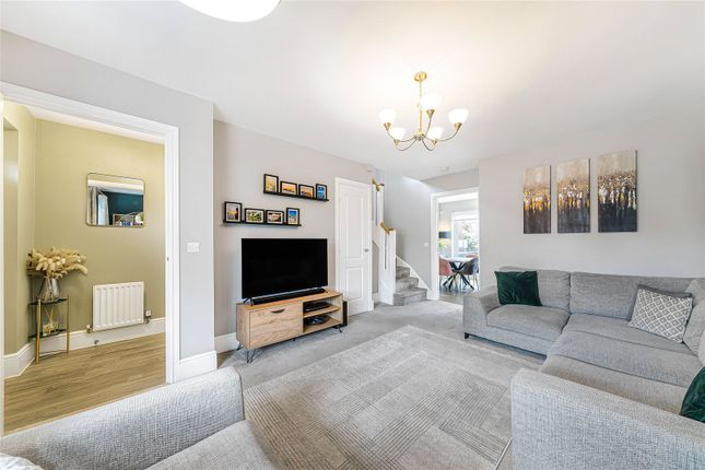 10, Mason Avenue, Ebbsfleet Valley photo 4