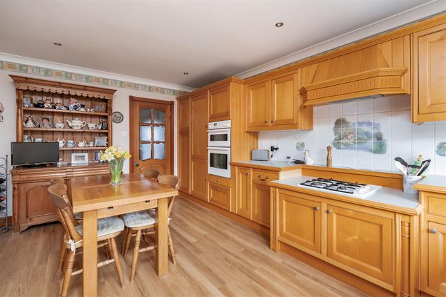The Warren, Wrotham Road, Meopham photo 3