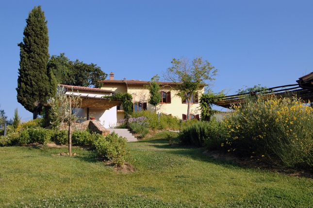 Thumbnail Farmhouse for sale in Loc. Racciano, 6, 53037 San Gimignano Si, Italy