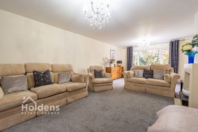 66 Wateringpool Lane, Preston photo 2