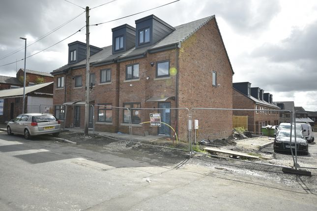 Thumbnail Terraced house for sale in Hadfield Street, Oldham-Ashton