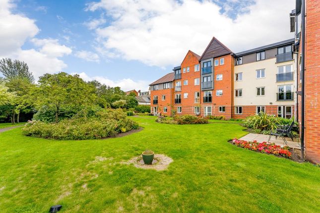 8563278-Stills-Exterior05(1) (Medium).Jpg