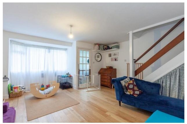 4, St. Helens Court, Abingdon photo 2