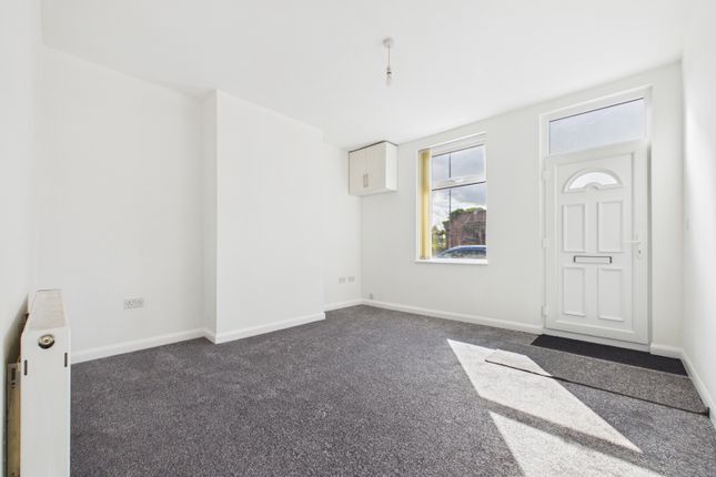 123, Wakefield Road, Pontefract photo 3