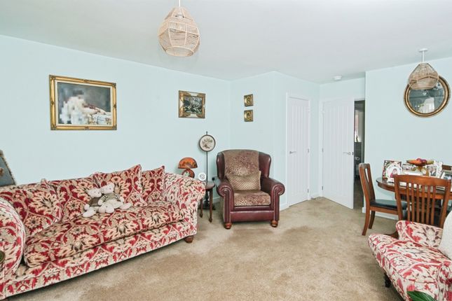 6, Levett Gardens, St. Leonards-On-Sea photo 3