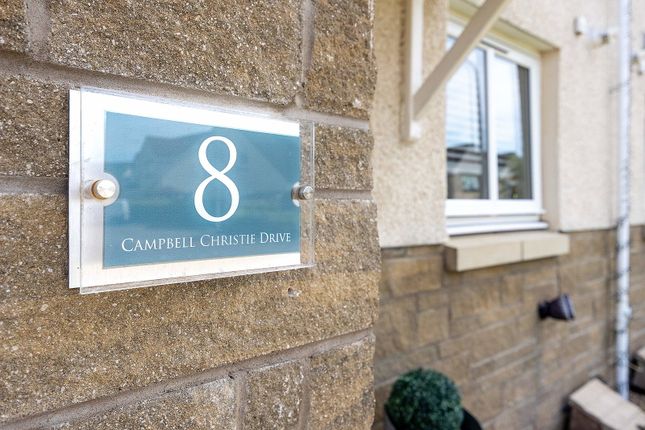 8, Campbell Christie Drive, Falkirk photo 2
