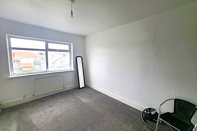 Flat 1, 7 Queens Parade, Sunderland, Sunderland photo 5