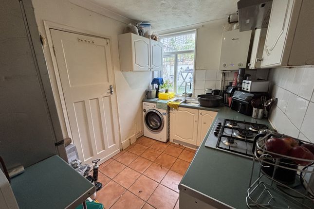 92, Victoria Street, Chatham photo 4