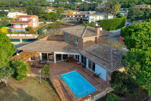Thumbnail Villa for sale in Sant Antoni De Calonge, Costa Brava, Catalonia