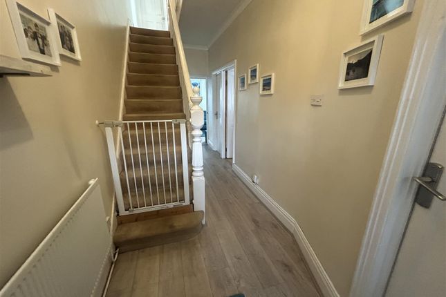 26, Tyisha Road, Llanelli photo 4