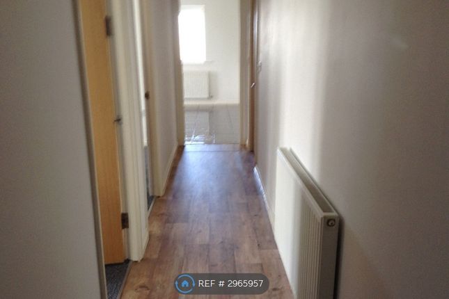 Flat, Christleton Close, Prenton photo 3