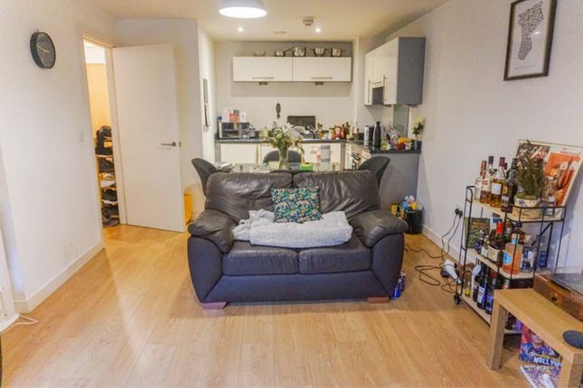 Flat for sale in Broadway, Salford