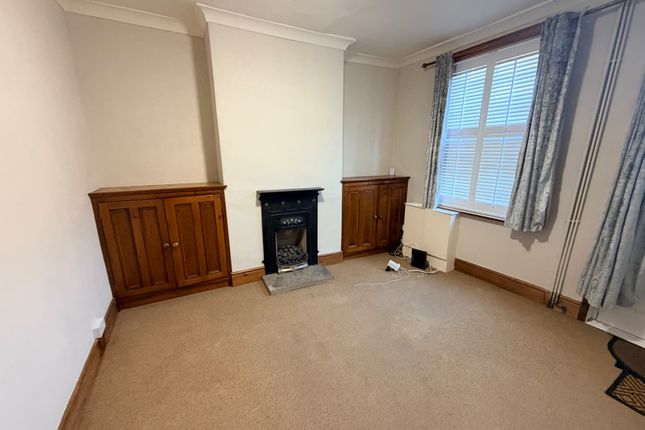 234, Chesterfield photo 2