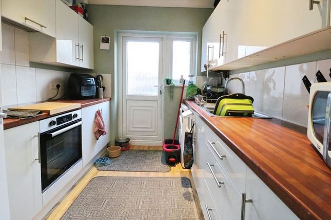 48, Loyd Street, Hull photo 4