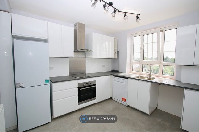 Flat, Meretune Court Martin Way, Morden photo 3