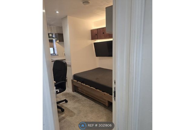 Flat, Nelson Street, Buckinghamshire photo 3