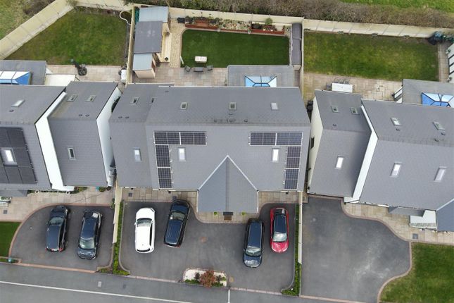 Detached house for sale in 9, Clos Y Fedw, Rhydargaeuau, Carmarthen