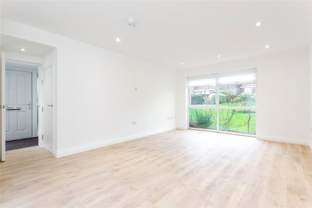 Thumbnail Flat to rent in Heath View, London