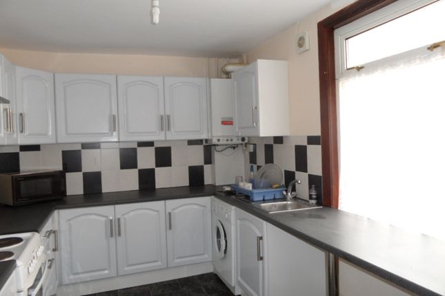 44, Belmont Road, Luton photo 3