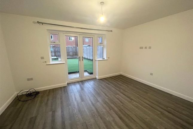 23, Harper Hill Gardens, Doncaster photo 4