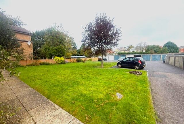 Flat 5, Bournemouth photo 4