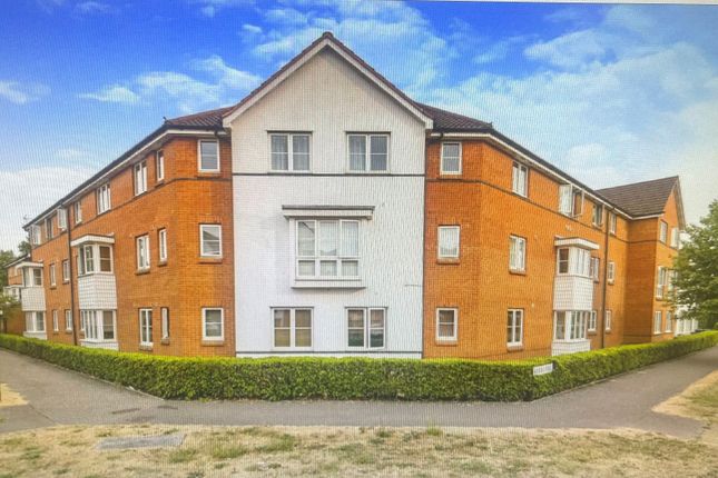 Thumbnail Flat to rent in Layton Street, Welwyn Garden City