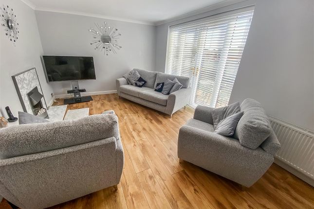 41A, Atkinson Gardens, Aycliffe Village photo 2
