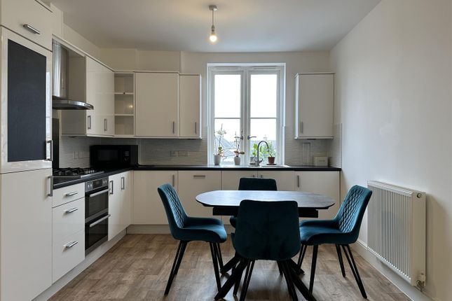 Flat 3, 184, Bridport Road, Dorchester photo 2