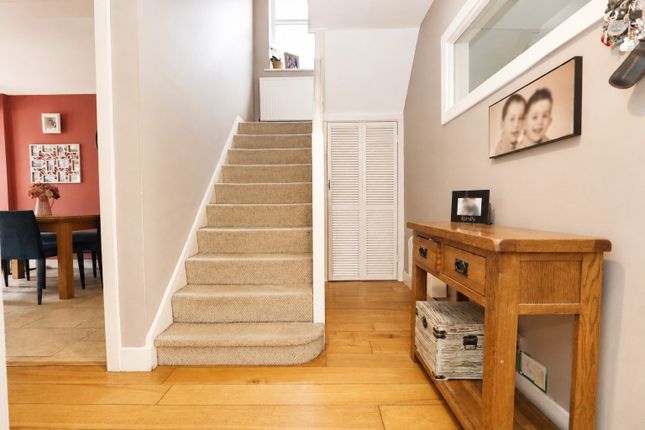 143, Shipwrights Drive, Benfleet photo 4