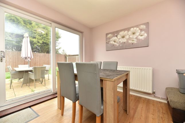 54 The Paddock, Huntingdon photo 4