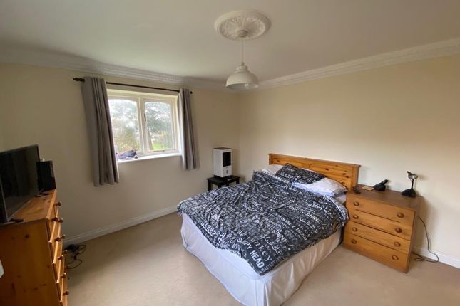 Flat for sale in Boxgrove House, Priors Acre, Chichester