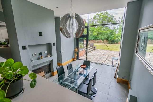 15, Ellesmere Road, Manchester photo 4