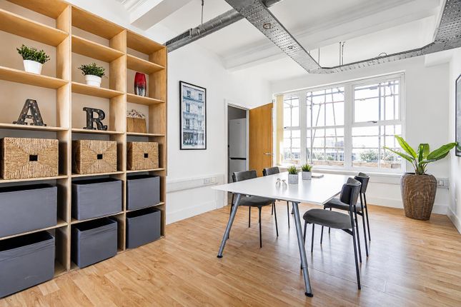 Unit 8, 11-12 Crichton House, Mount Stuart Square, Cardiff photo 4