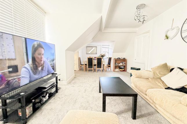 28B, Arlington Road, Eastbourne photo 3