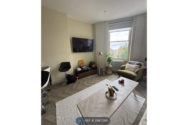 Flat, Denmark Terrace, Brighton photo 3