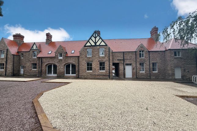 3-bed house on 3 Red House Cottages, Cortland Close, Rotherham, £1,500/mo
