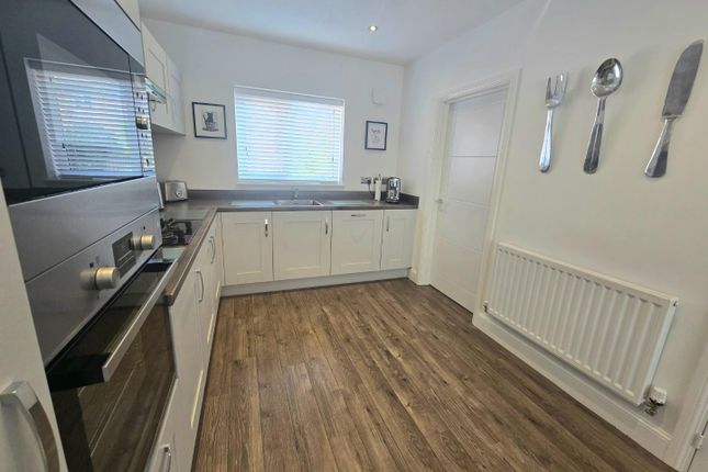 5, Whitworth Drive, Darlington photo 4